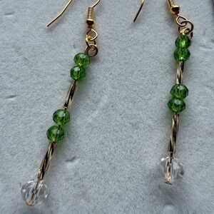 Elegant Green and Gold Dangle Earrings Style# 027